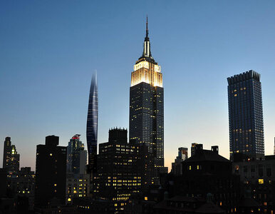 Czarna wieża w centrum Manhattanu. Nowy drapacz chmur ma wyróżniać się...